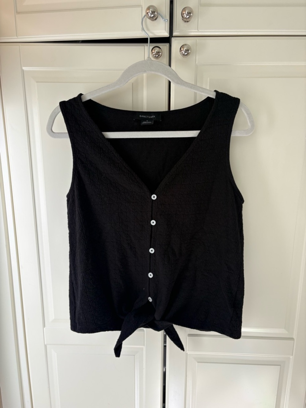 Sanctuary Black Button-Front Tie Hem Tank